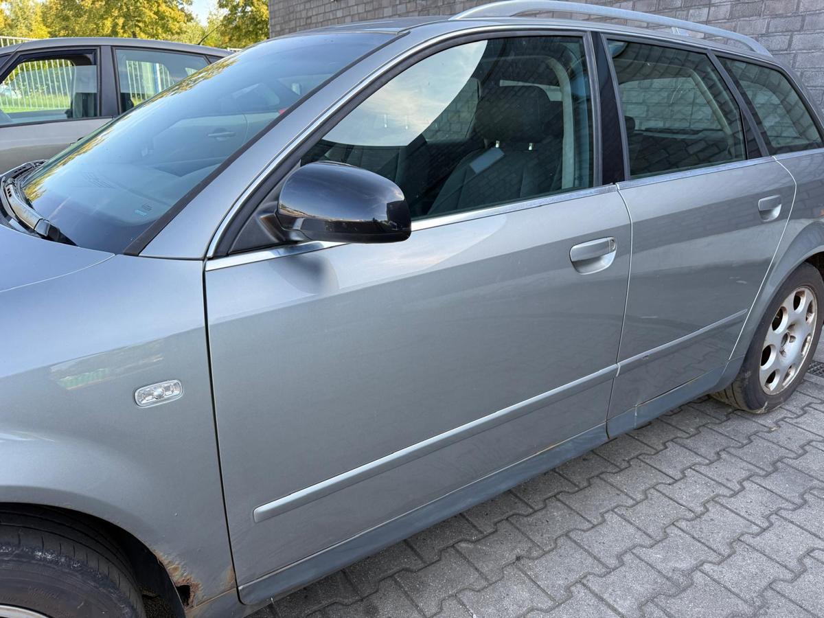 Audi A4 B6 original Tür vorn links LY7Q Atlasgrau Metallic Rohbau BJ03